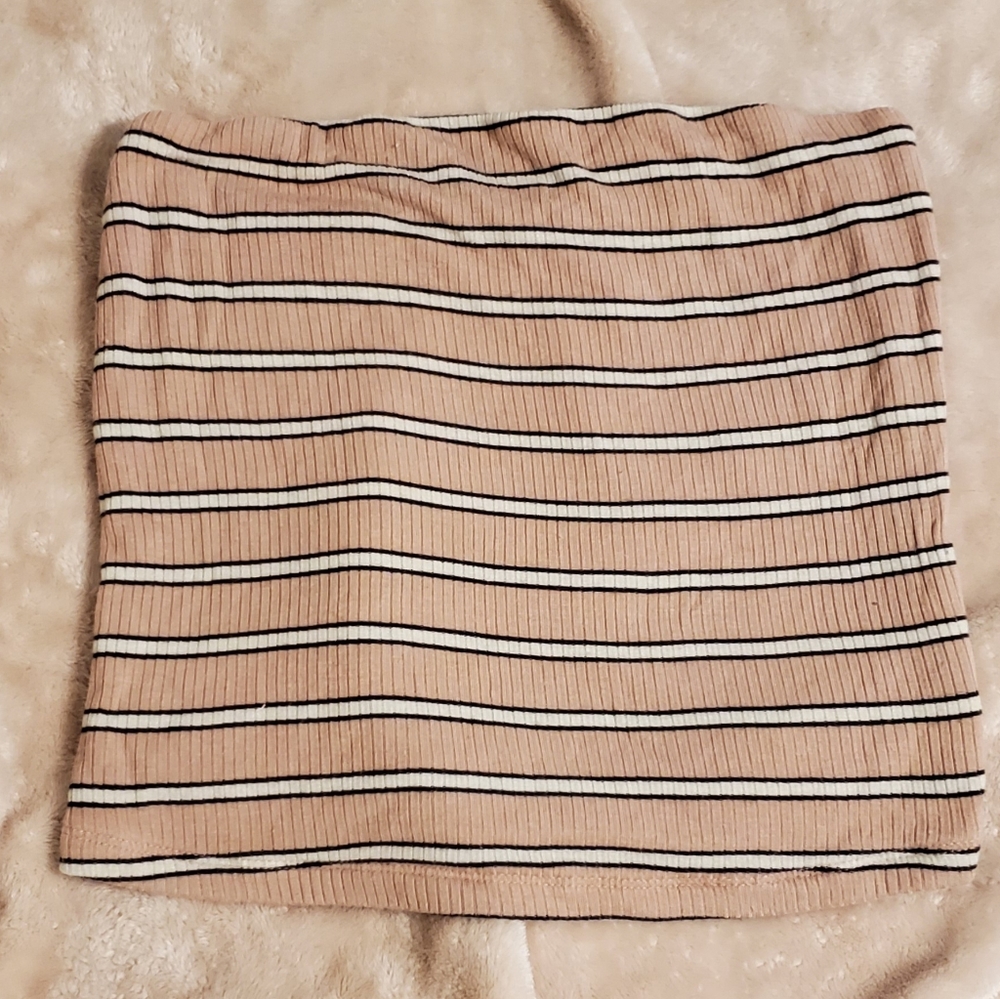 pink tube top